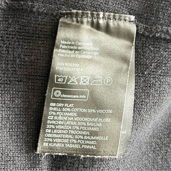 H&M Long Sleeve Black Sweater - Picture 7 of 7